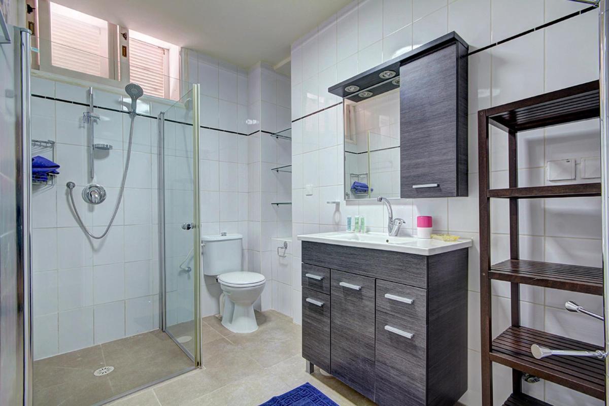 Lisetta - By Beach Apartments Tlv เทลอาวีฟ ภายนอก รูปภาพ
