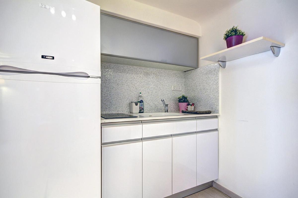 Lisetta - By Beach Apartments Tlv เทลอาวีฟ ภายนอก รูปภาพ